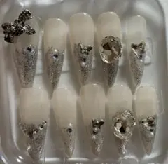 ラメ装飾ネイルチップ 10個入り　Mサイズ現品