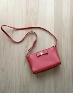 ケイトスペードニューヨーク　リボン付き赤系ショルダーバッグ