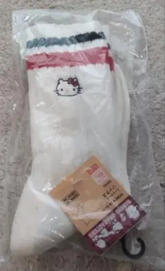 UNIQLO サンリオキャラクターズ ヒートテックソックス　ハローキティ