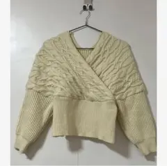 BLUE EAST カシュクール ケーブルニット ショート丈 春先まで