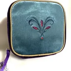 しまむら　ちはる　アナと雪の女王アナエルサベロアポーチ