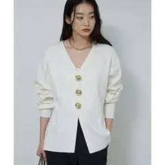ガリャルダガランテ ビジューVネックカーディガン きれいめ 上品 秋服のサムネイル