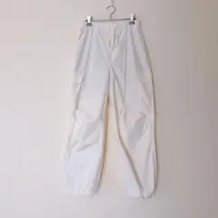 【GU】パラシュートカーゴパンツ(丈標準70.0～74.0cm)