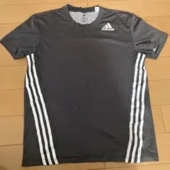 adidas グレー トップス 3本ライン　Tシャツ