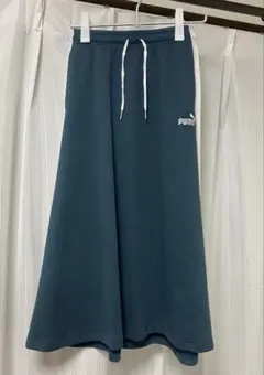 PUMA プーマ　スカート