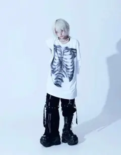 Gamchu【ガムチュ】『hone no 出番です』レントゲンBIGtシャツのサムネイル