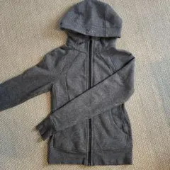 lululemon ルルレモンフード付きパーカー