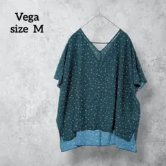 ベガ 半袖トップス グリーン 星柄 Vネックデザイン ゆったり t4143
