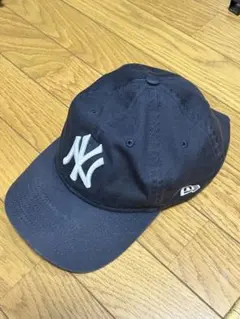 【MoMA 】New Era ニューヨークヤンキース キャップ