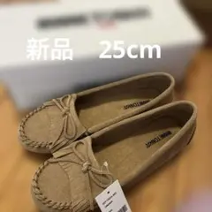 2026年最新】minnetonka ミネトンカ モカシンの人気アイテム - メルカリ