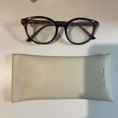 Lily brown 伊達メガネ　べっ甲柄