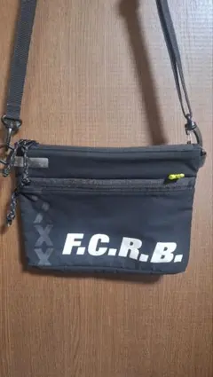 F.C.R.B. サコッシュ ブラックのサムネイル