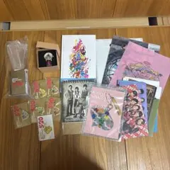 嵐　グッズ　まとめ売り　クリアファイル　会報　キーホルダー　ペンライト　時計他
