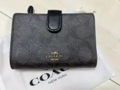 COACH ブラウンレザー 二つ折り財布