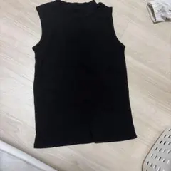 ページボーイ　ハイネック　タンクトップのサムネイル