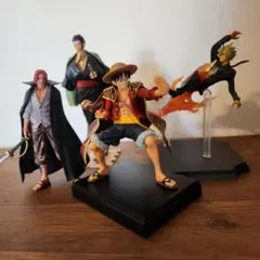 ワンピース アクションフィギュアセット ルフィ サンジ ミホーク シャンクス③