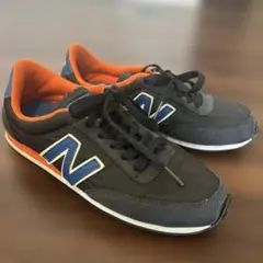 Item thumbnail for item 6b4be3d2-b7d3-4f32-9bfb-1c2e2c0752ec