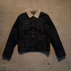 ボア襟付きデニムジャケット