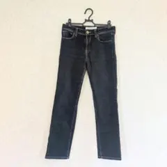 美品　UNIQLOスキニーフィットデニム ダークブルー 25インチW63.5cm