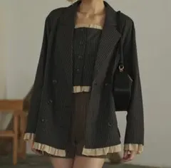 【loin nuit ロワンニュイ】フリルレイヤードデザインジャケット