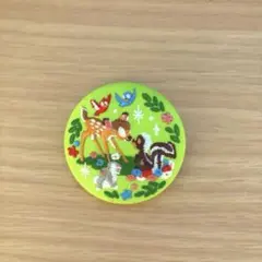 ディズニー　缶バッジ　刺繍　バンビ