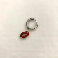 唇ピアス　ポストチタン製　口紅　ゆらゆらピアス　18G