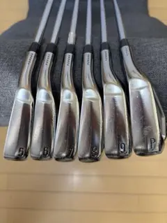 Item thumbnail for item 1f47563f-6c6e-4ea2-b54c-bde470cb3c62