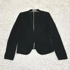 黒 ノーカラージャケット