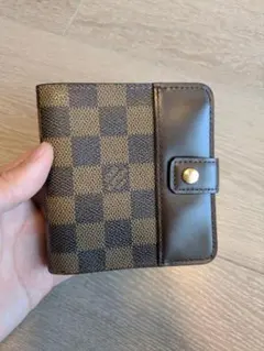 ルイヴィトン　ダミエ 二つ折り財布