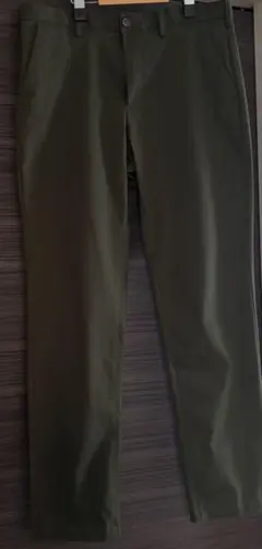 【新品未使用】お値下げしました⭐︎ メンズ用　GUストレッチスリムチノ