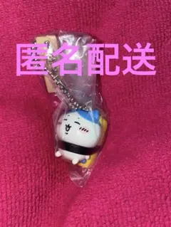 ちいかわ　寿司　フィギュアキーホルダー　ハチワレ