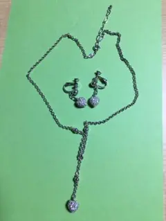 3月15日削除しますネックレス、イヤリングセット シルバーカラー