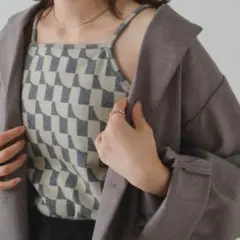 Kastane カップ付き幾何学柄キャミソール⌇断捨離中