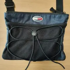 TOMMY JEANS ショルダーバッグ サコッシュのサムネイル