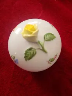 Item thumbnail for item 192053c1-00e3-432b-9401-18f3f519453a