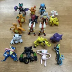 ポケモンフィギュア中古品