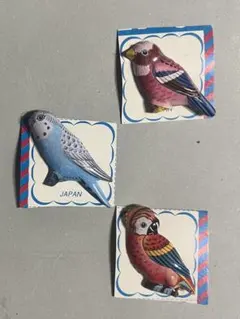 ブリキ インコ オウム 小鳥 バッチ ブローチ
