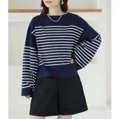 4/25処分⚠︎titivate ❅ ネイビーボーダートップスのサムネイル