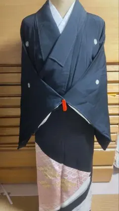 【黒留袖 五つ紋 比翼仕立て】金彩入り フォーマル着物