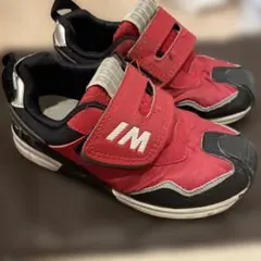 IFME レッド スニーカー