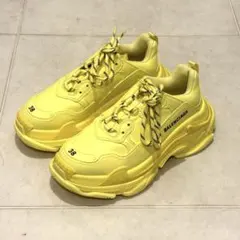 Item thumbnail for item 30445352-6694-4485-9b81-1458ebc5f2aa