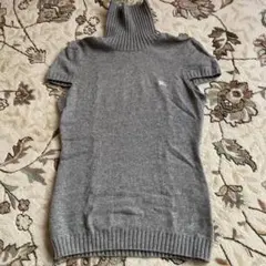 バーバリーブルーレーベル タートルネック ニット カシミヤ 黒 ホース刺繍