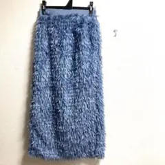 タイトロングスカート　もこもこ　ドレッシー　羽根　パーティ