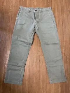 UNIQLO メンズ　綿パン　カーキ色　　　　　ウエスト82㎝