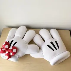 ディズニー ミッキー＆ミニー グローブ 2個セット 中古 防寒 コスプレ 手袋