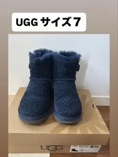 UGG (ミニ ベイリー ボタン ブリング コンステレーション）サイズ7