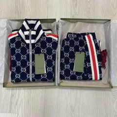 2025年最新】gucci セットアップ ジャージの人気アイテム - メルカリ