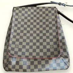 Item thumbnail for item 517210f6-6926-4834-9e19-1d34c6a83a5c