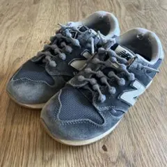 New Balance 520 グレー スニーカー 18センチ