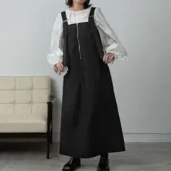 【極美品】amiurエミレ　belt strap jumper ops 黒のサムネイル